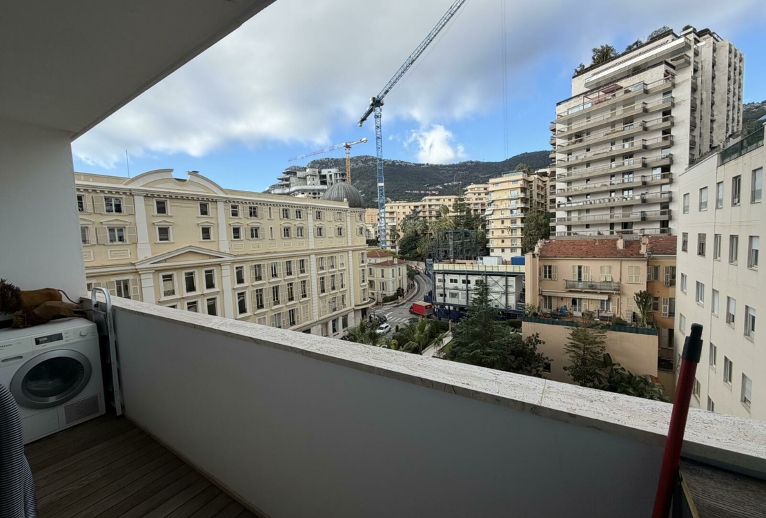 CARRÉ D'OR | SUN TOWER | 3 PIÈCES