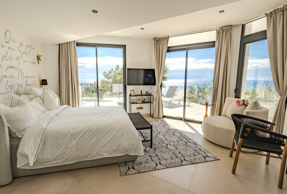 ROQUEBRUNE MÜTZE MARTIN | +5 ZIMMER | EXKLUSIVE NEUE VILLA