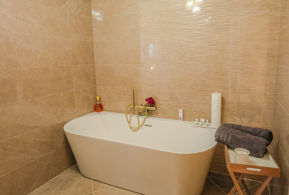 ROQUEBRUNE MÜTZE MARTIN | +5 ZIMMER | EXKLUSIVE NEUE VILLA