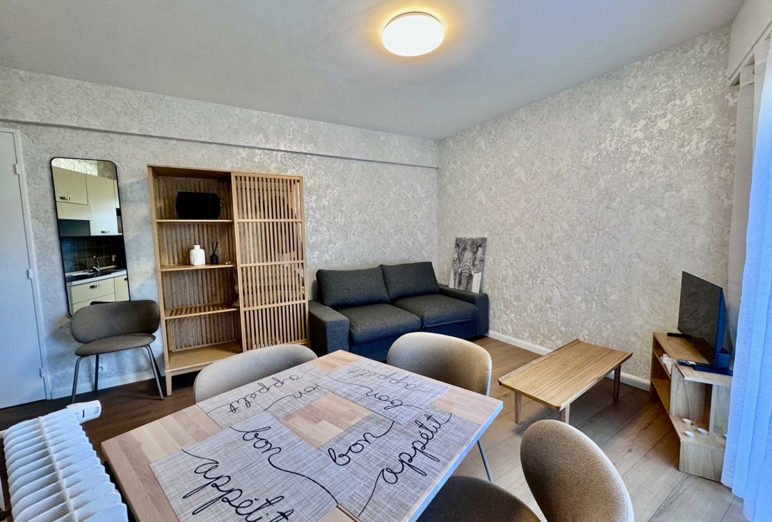 Elegant 2-room apartment in Menton