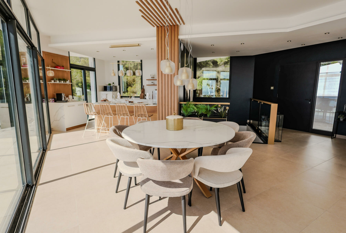 ROQUEBRUNE MÜTZE MARTIN | +5 ZIMMER | EXKLUSIVE NEUE VILLA