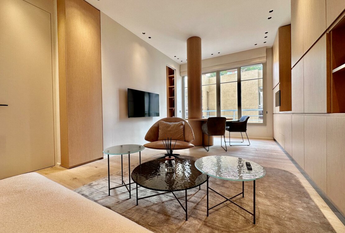 LAROUSSE | SANTA MONICA | 2 ZIMMER