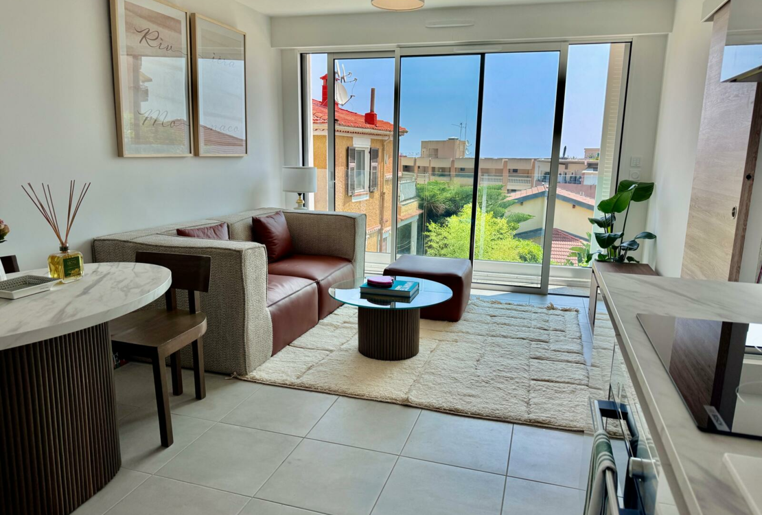Charming, Luxuriously Furnished 1-Bedroom Apartment Near Monaco