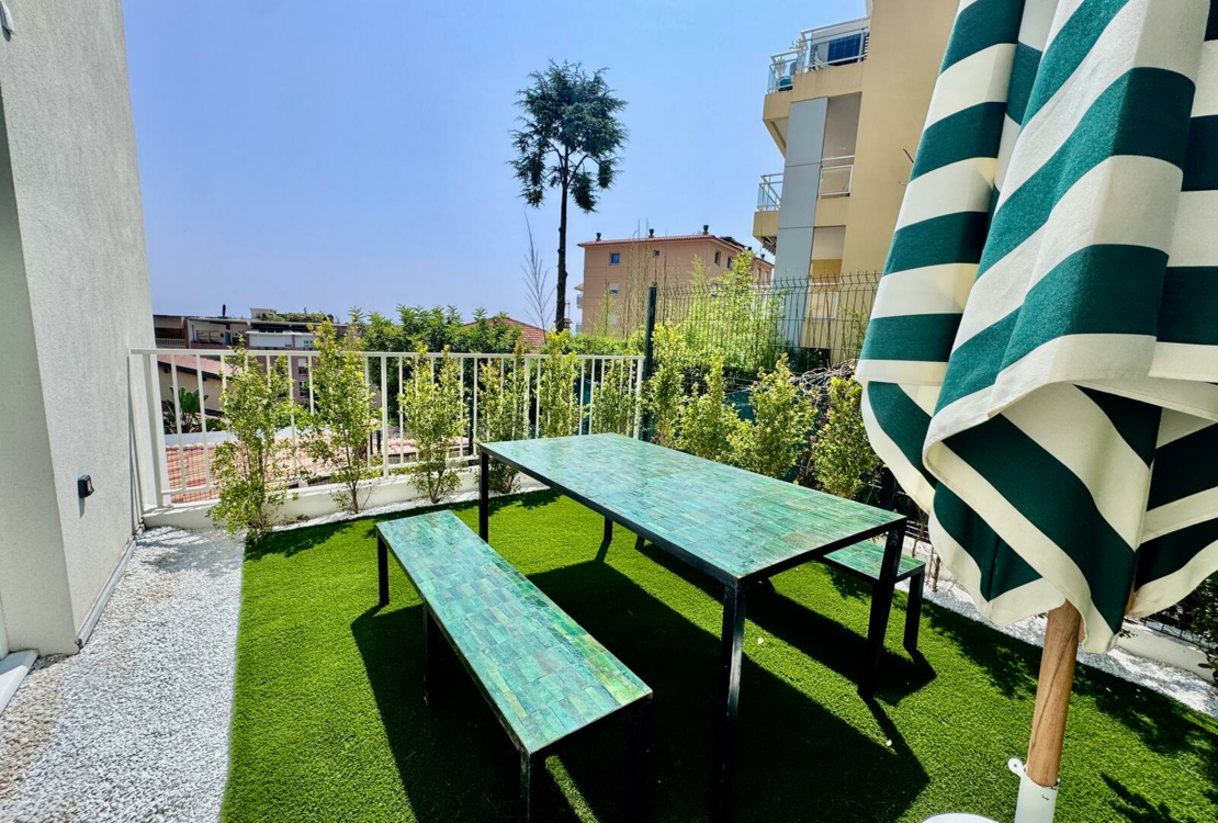 Charming, Luxuriously Furnished 1-Bedroom Apartment Near Monaco