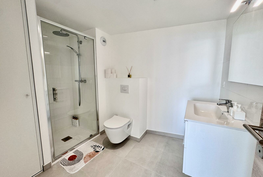 Charming, Luxuriously Furnished 1-Bedroom Apartment Near Monaco