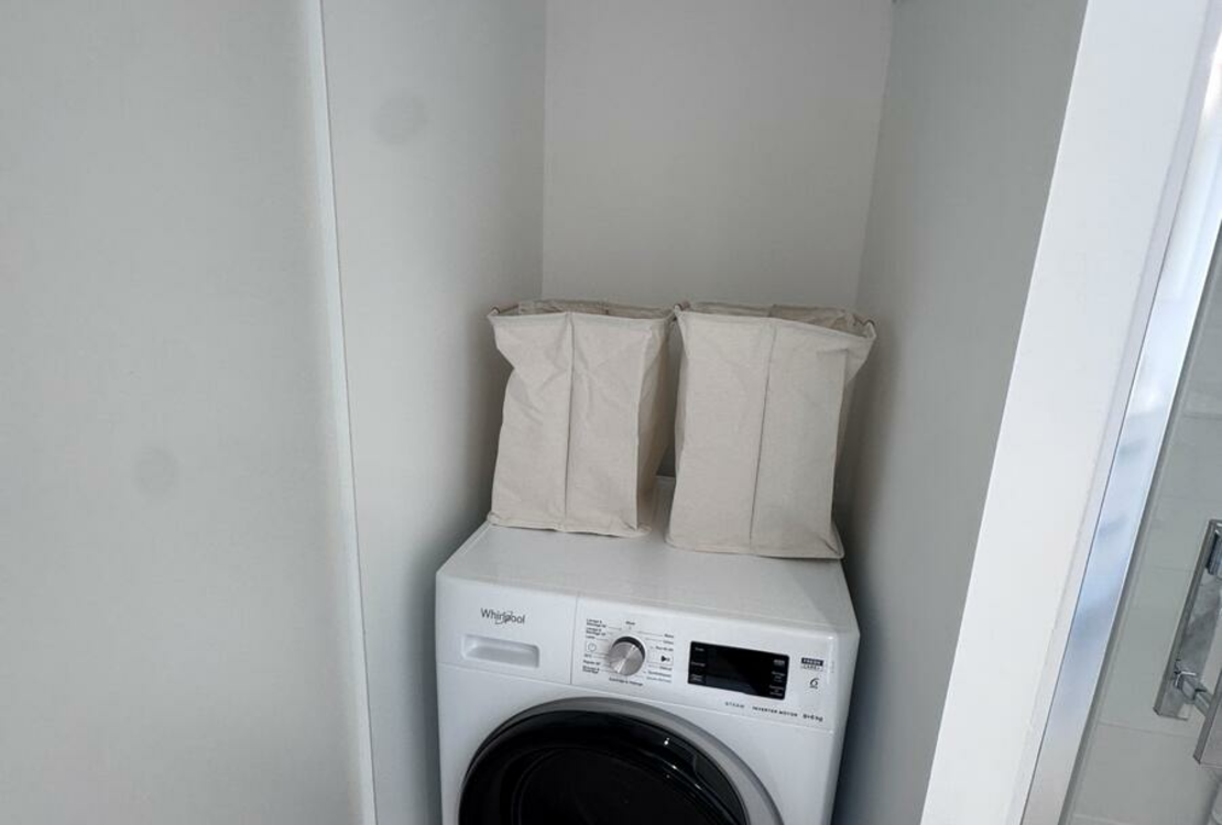 Charming, Luxuriously Furnished 1-Bedroom Apartment Near Monaco