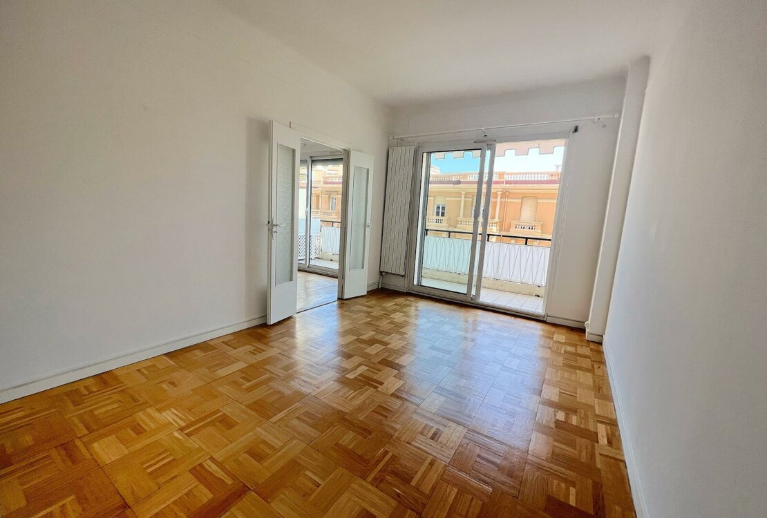 LAROUSSE | LE CONTINENTAL | 2/3 STÜCK