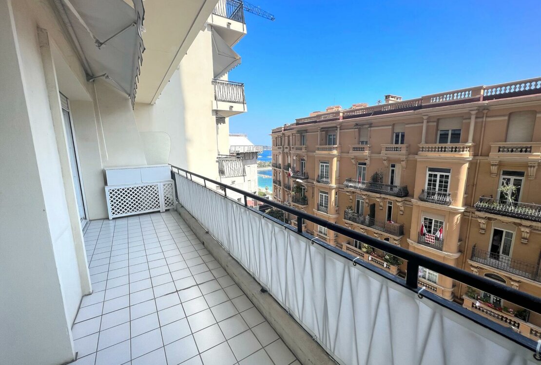 LAROUSSE | LE CONTINENTAL | 2/3 STÜCK