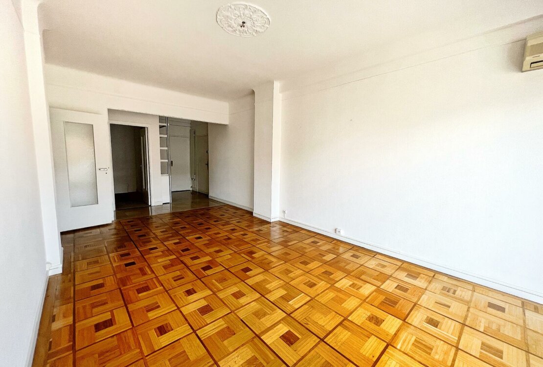 LAROUSSE | LE CONTINENTAL | 2/3 STÜCK