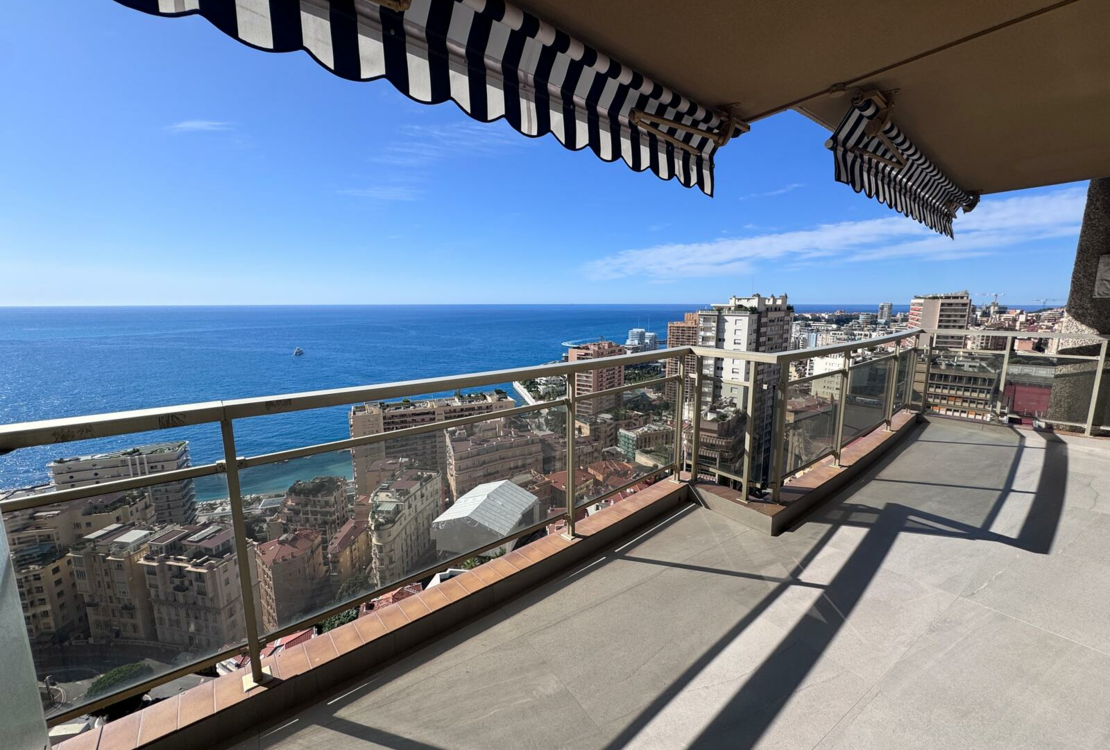 LAROUSSE | VERKÜNDIGUNG | 4 STÜCK