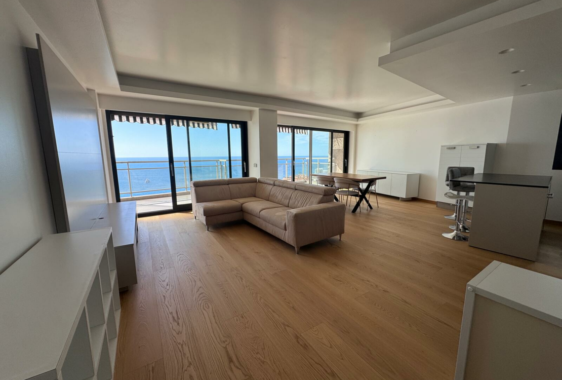 LAROUSSE | VERKÜNDIGUNG | 4 STÜCK