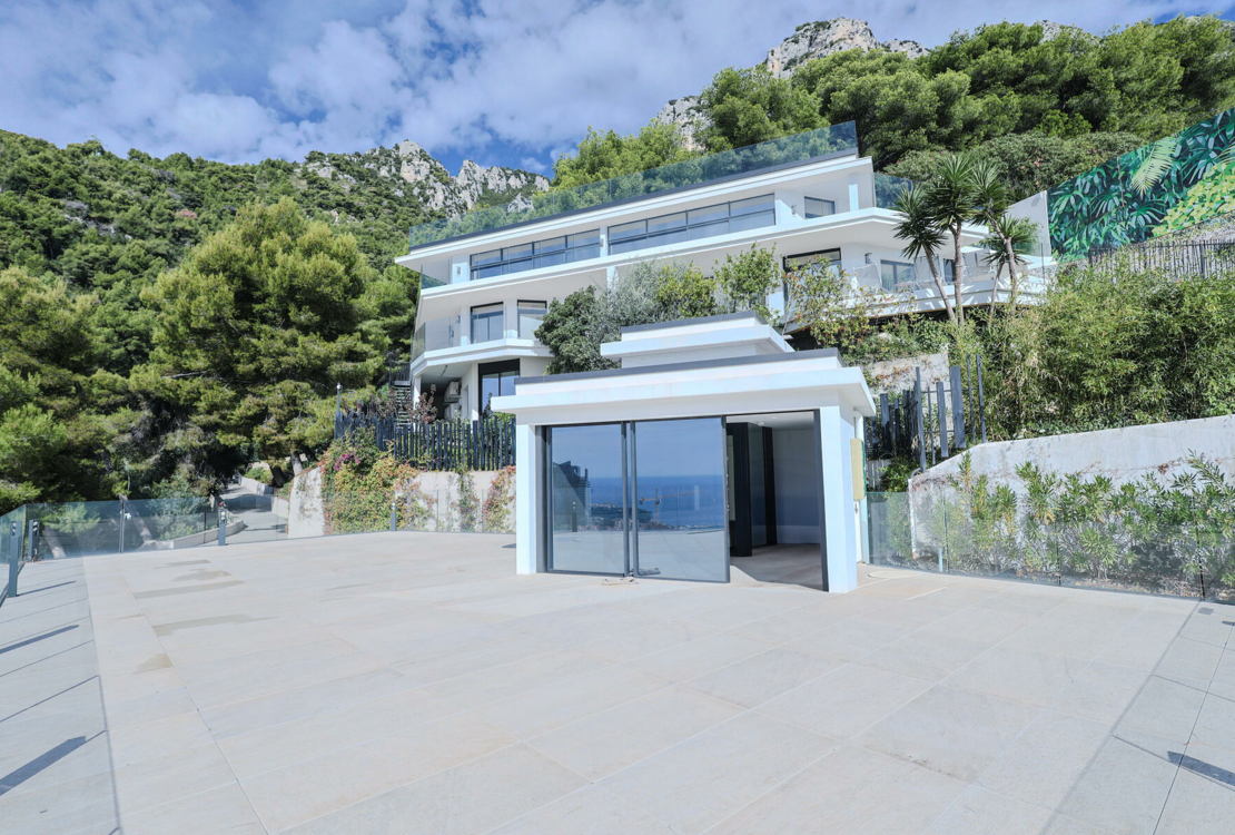 РОКБРЮН КАП МАРТЕН | ЭЛЕГАНТНАЯ ВИЛЛА