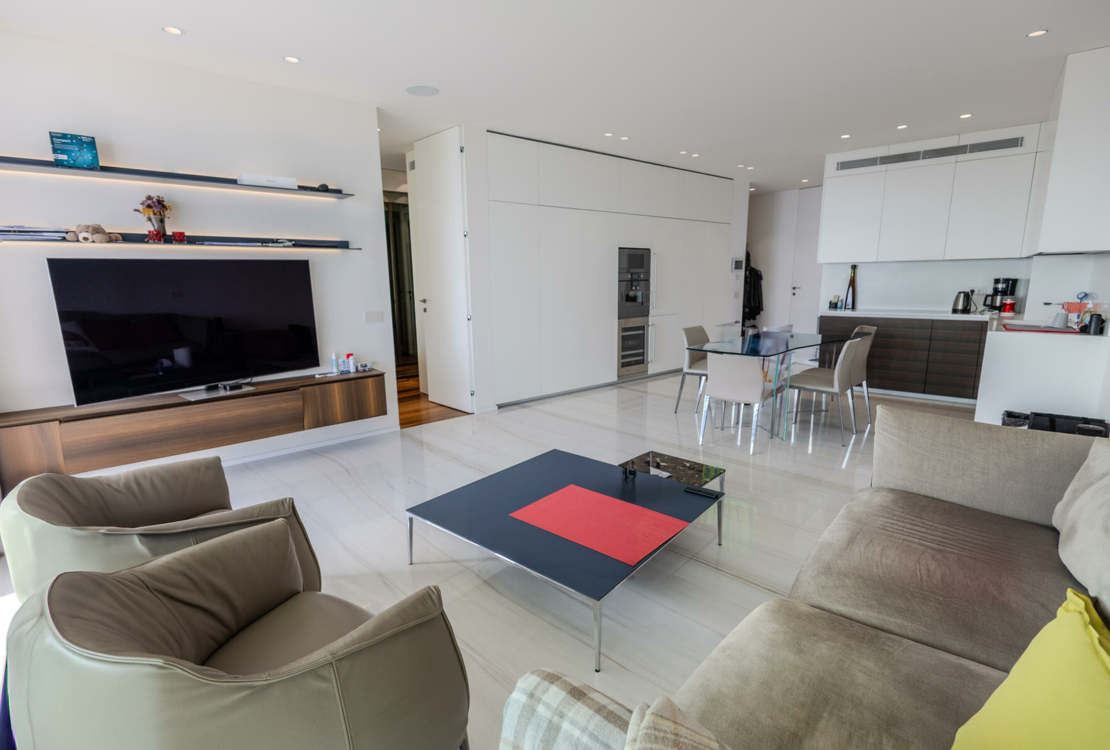 LAROUSSE | CHATEAU PERIGORD | 4 PIECES