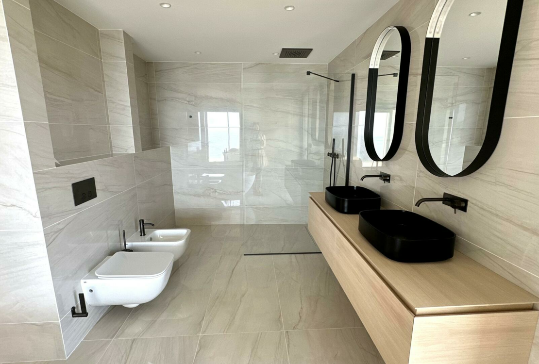 ROQUEBRUNE CAP MARTIN | PENTHOUSE | 5+ CHAMBRES