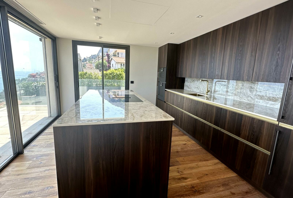 ROQUEBRUNE CAP MARTIN | PENTHOUSE | 5+ CHAMBRES