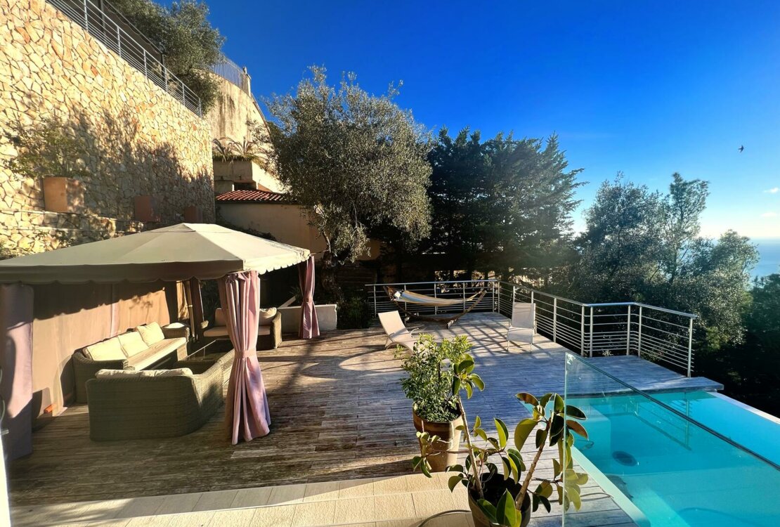 VILLEFRANCHE SUR MER | VILLA | +5 STÜCK