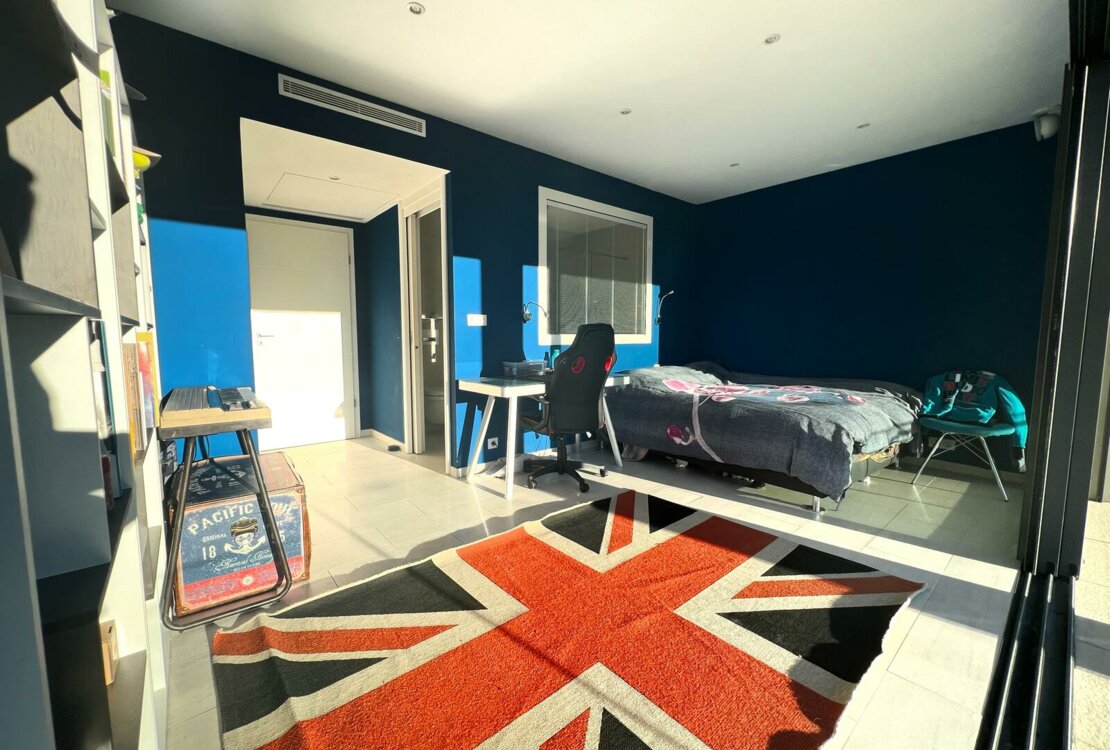 VILLEFRANCHE SUR MER | VILLA | +5 STÜCK