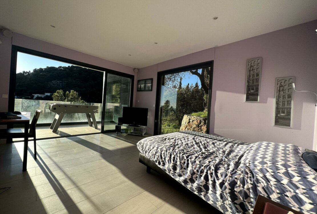 VILLEFRANCHE SUR MER | VILLA | +5 STÜCK