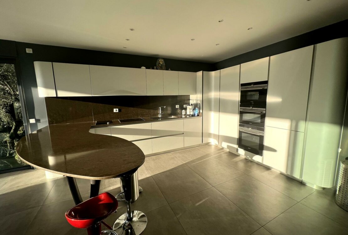 VILLEFRANCHE SUR MER | VILLA | +5 STÜCK