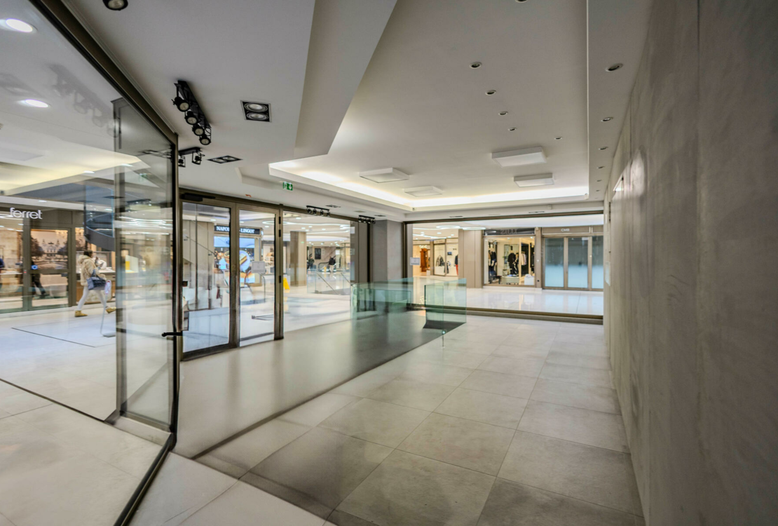 CARRE D'OR | COMMERCIAL PREMISES