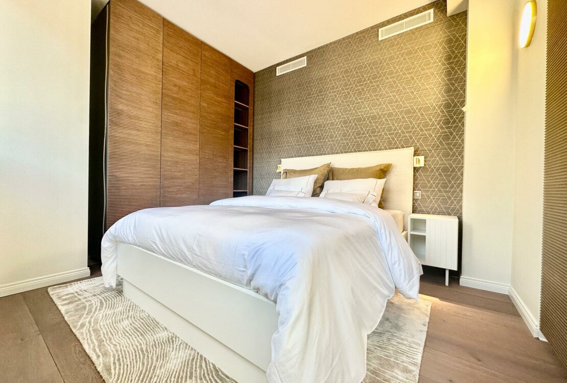 LAROUSSE | LES ABEILLES | 2 PEZZI