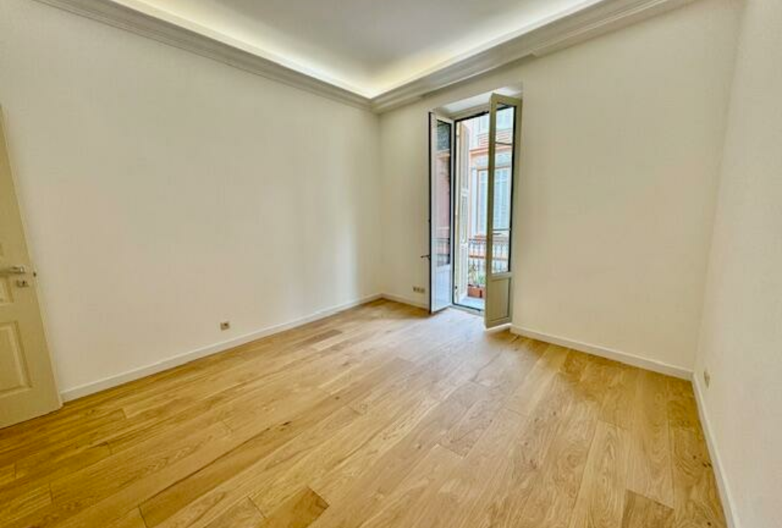 RUE DES ROSES | MONTE CARLO |  3 STANZE