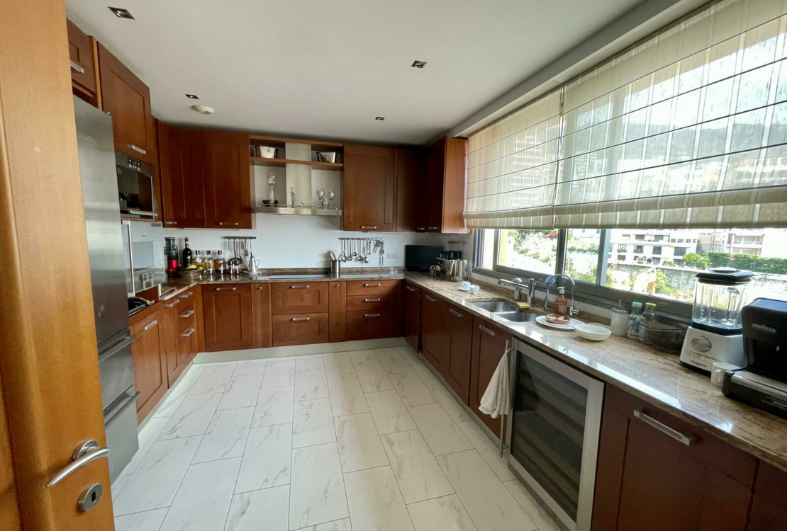 Magnificent Triplex Penthouse with Views of Port Hercules