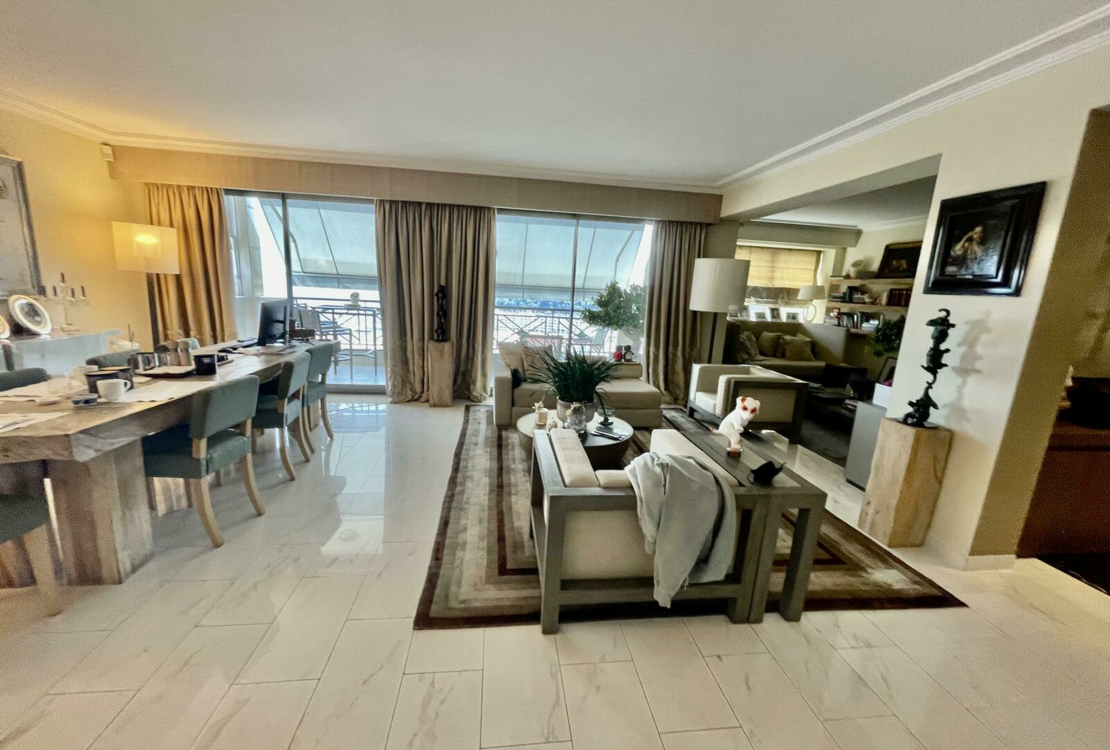 Magnificent Triplex Penthouse with Views of Port Hercules