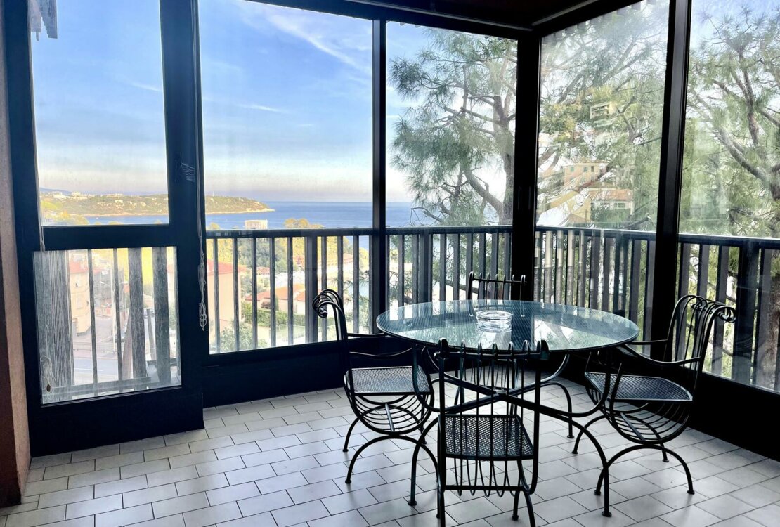 LAROUSSE | PARC SAINT ROMAN|3 ROOMS