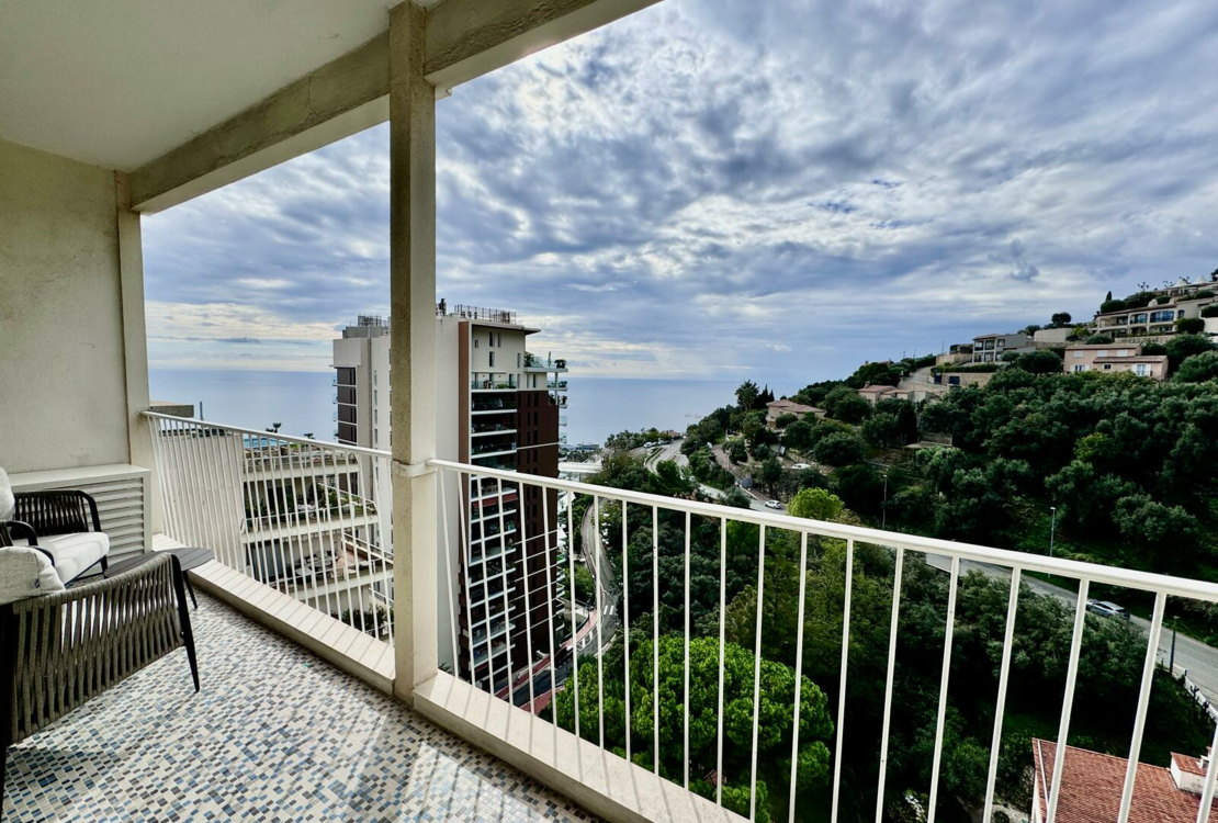 EXOTISCHER GARTEN | BERMUDASHORTS | 2 MÖBLIERTE ZIMMER