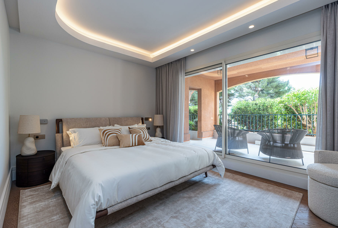 FONTVIEILLE l LE GRAND LARGE l 4 КУСКА