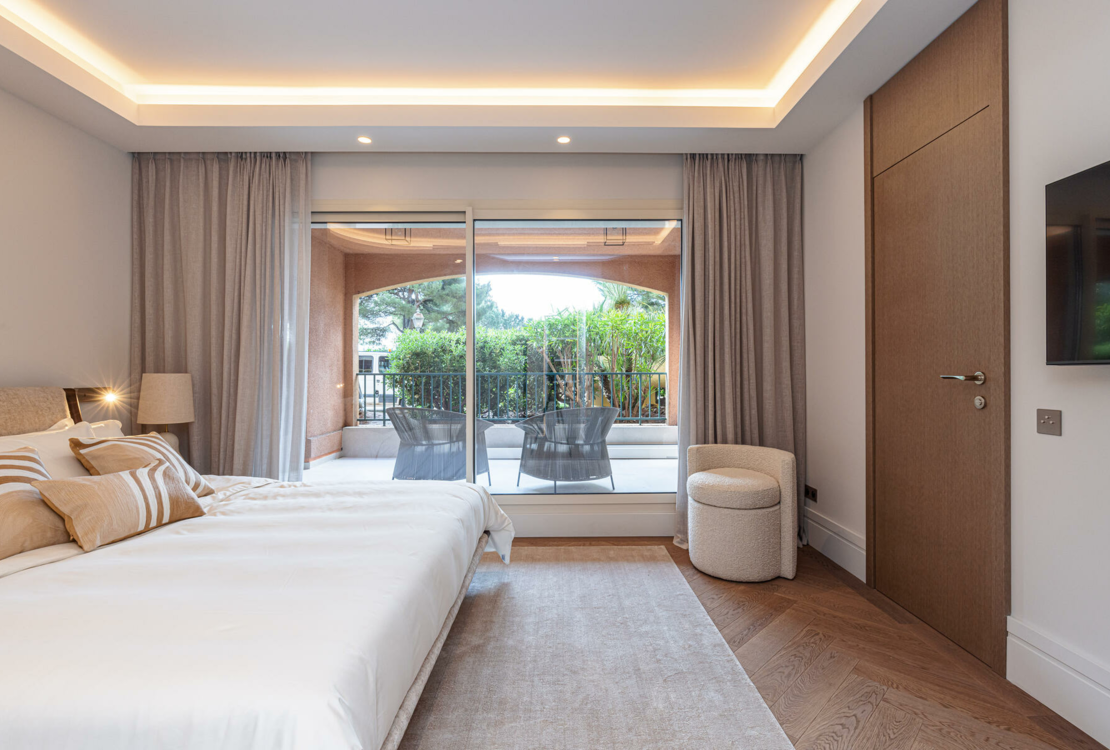 FONTVIEILLE l LE GRAND LARGE l 4 КУСКА