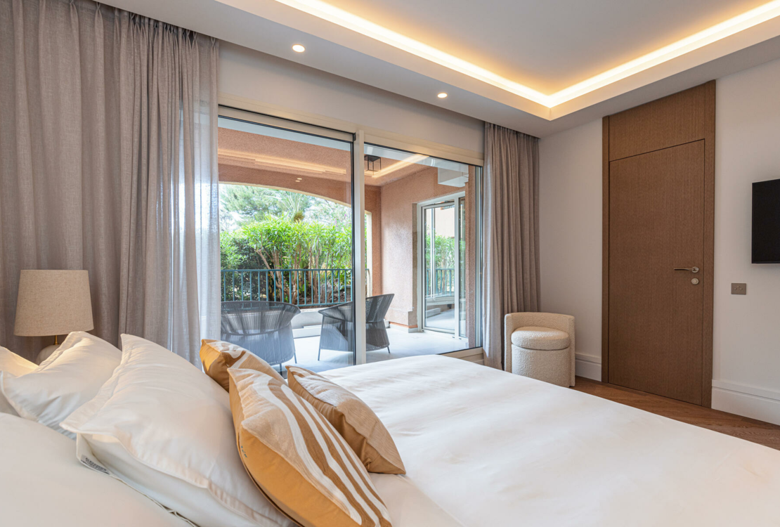 FONTVIEILLE l LE GRAND LARGE l 4 КУСКА