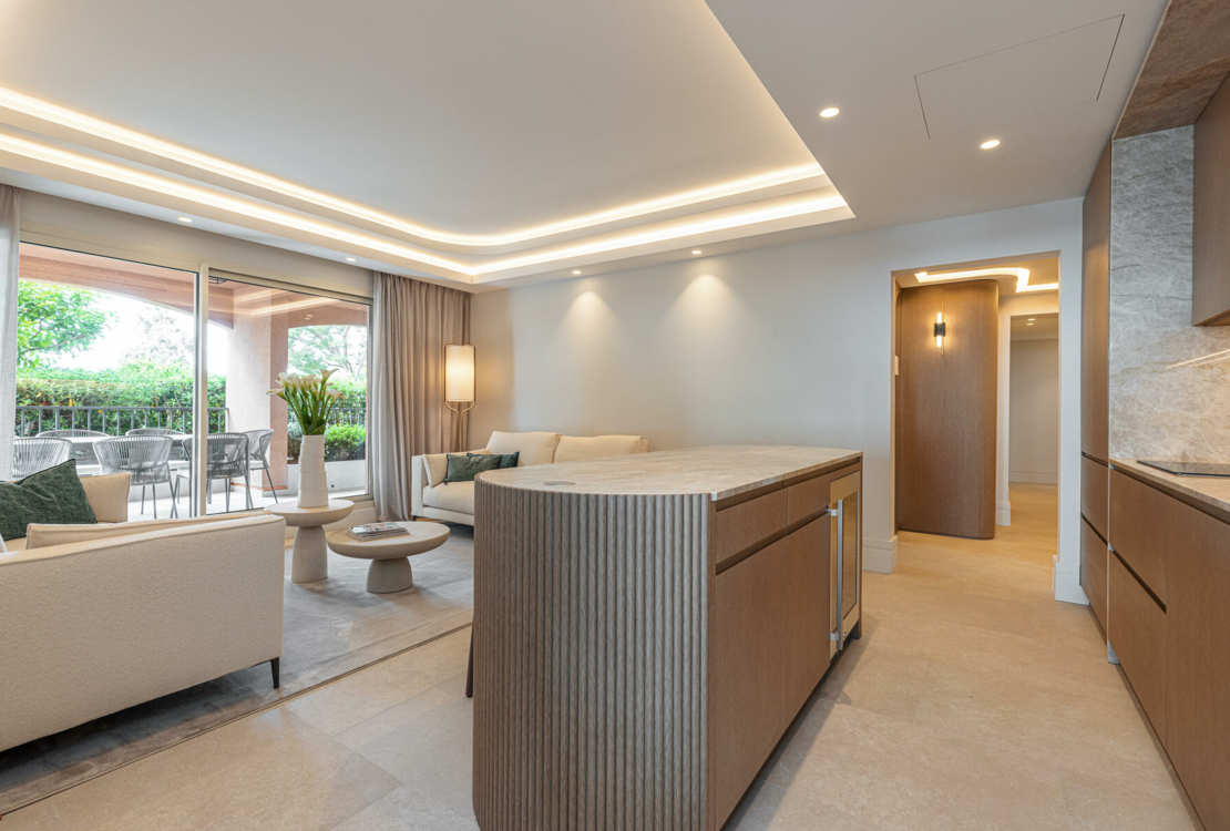 FONTVIEILLE l LE GRAND LARGE l 4 КУСКА