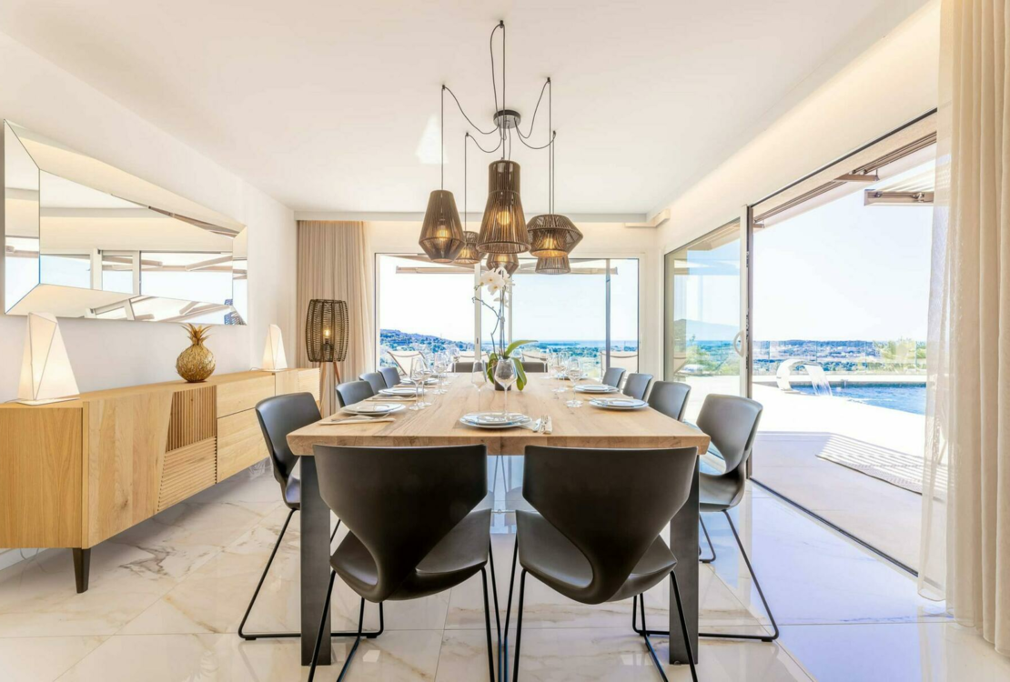 MOUGINS | VILLA | +5 PIECES