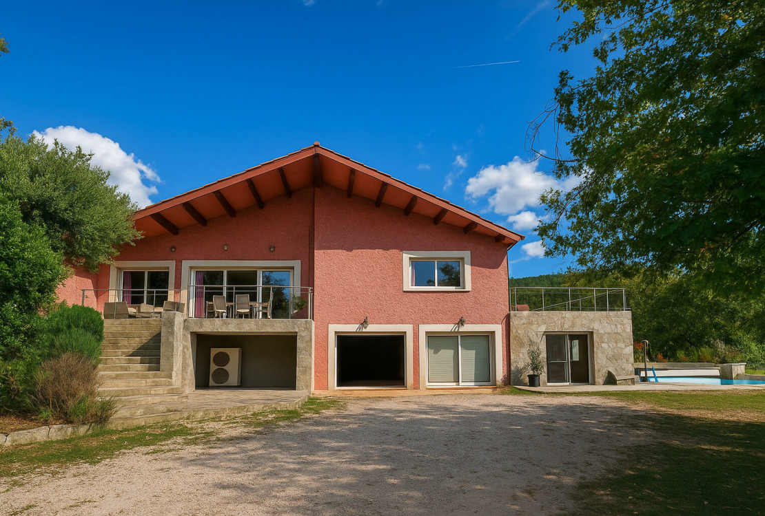 Châteauvert – Villa dell'architetto con spiagge private