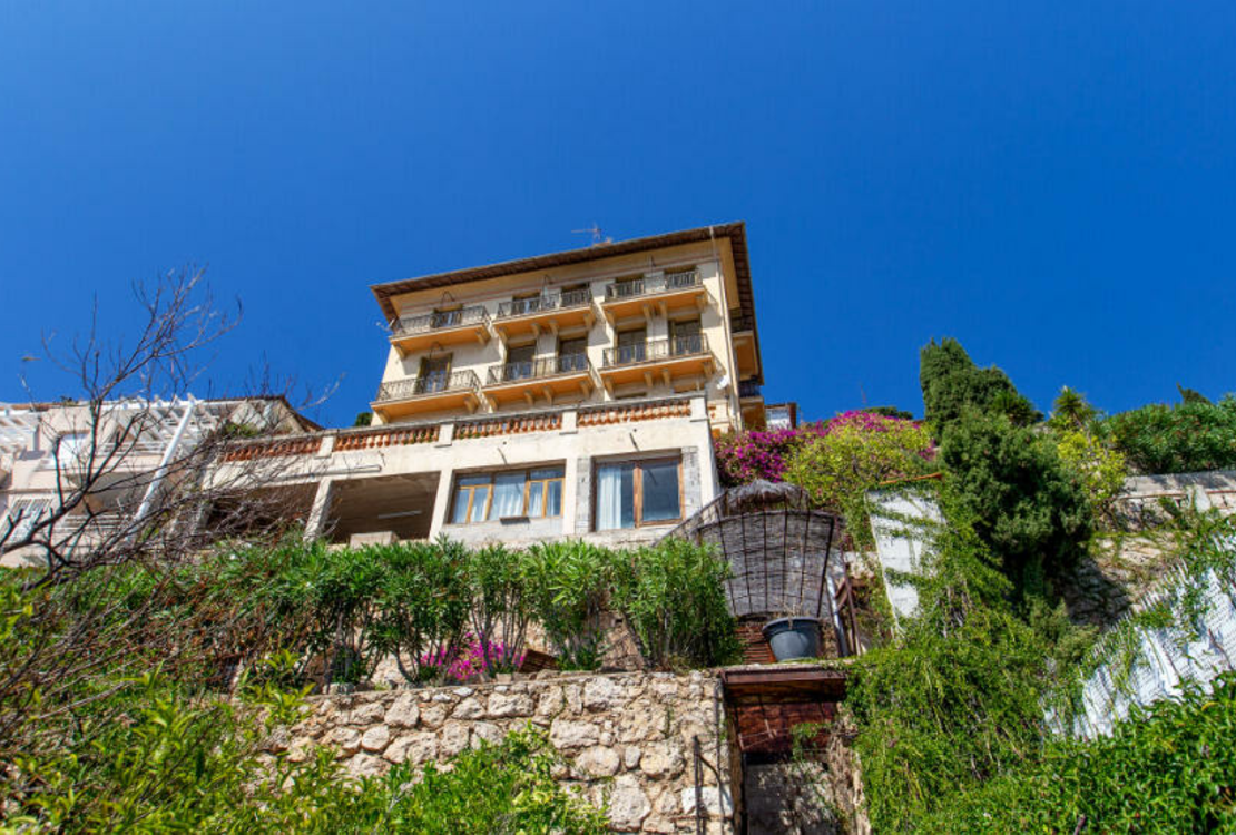 ROQUEBRUNE CAP MARTIN | VILLA ECCEZIONALE | VISTA PANORAMICA SUL MARE