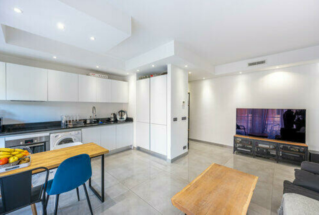 CONDAMINE | PETREL | 3 ROOMS