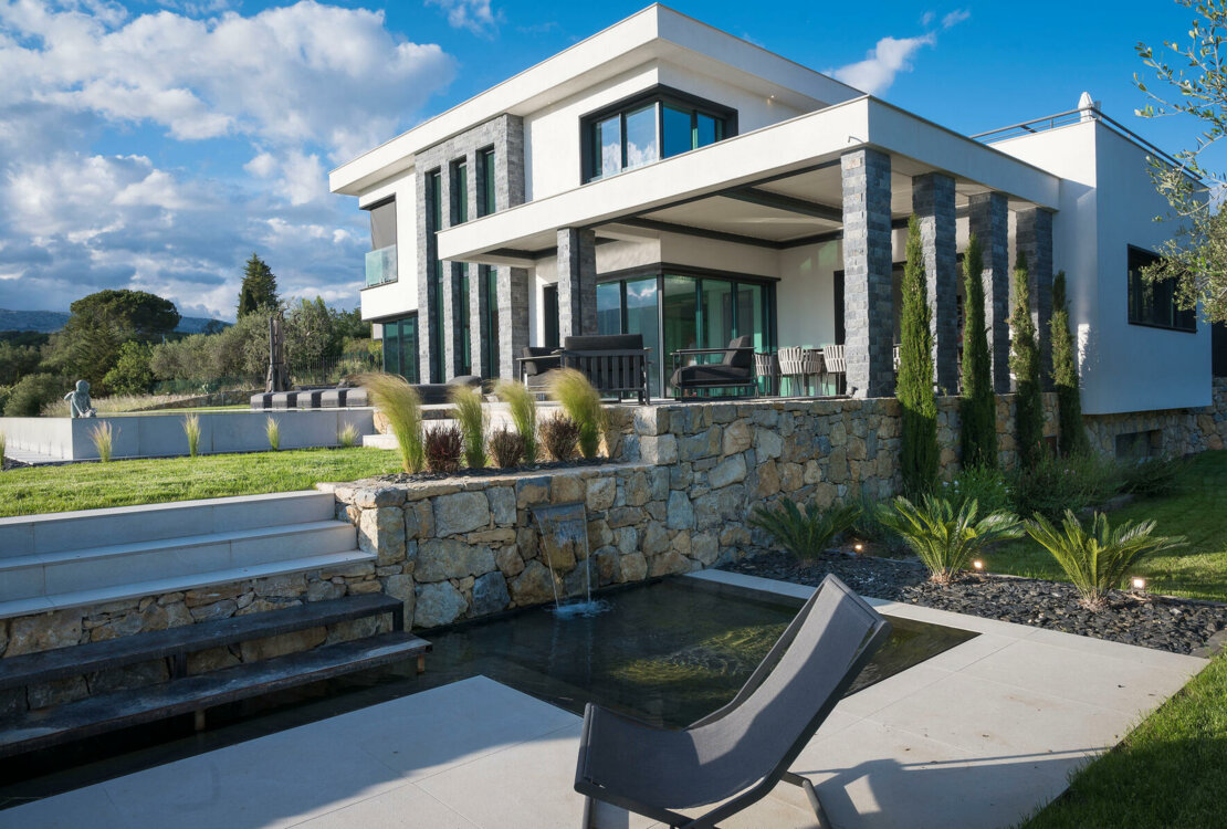 OPIO | MAGNIFIQUE VILLA | +5 PIECES