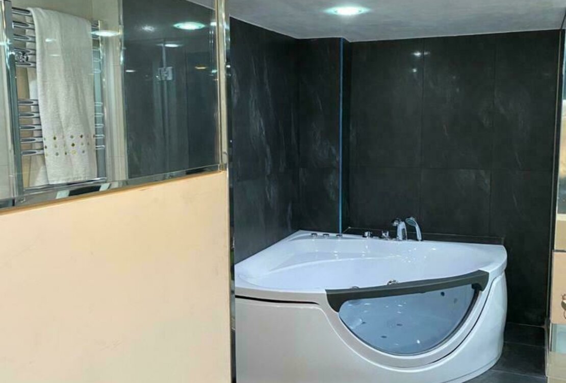 BEAUSOLEIL| WOHNUNG | 4 ZIMMER