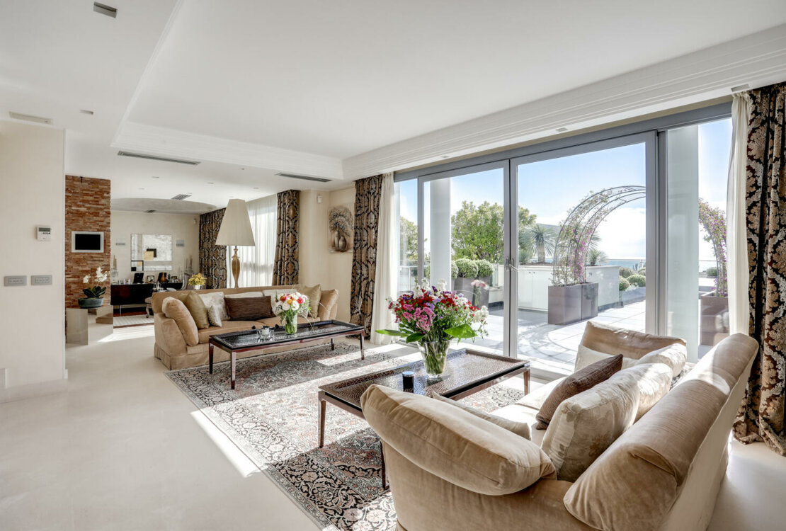 ROQUEBRUNE | SAINT ROMAN | PENTHOUSE