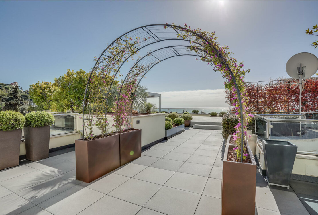 ROQUEBRUNE | SAINT ROMAN | PENTHOUSE