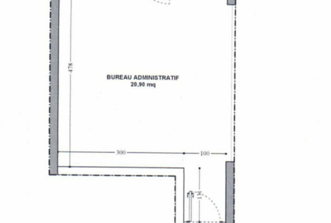 Office with Display Window – Le Cimabue, Fontvieille