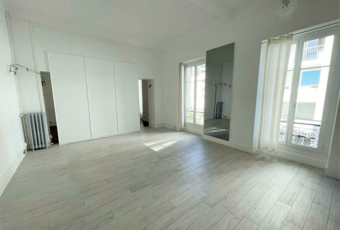 ЗОЛОТАЯ ПЛИТКА | ДВОРЕЦ ЛА ЛА СКАЛА | 2 КОМНАТЫ