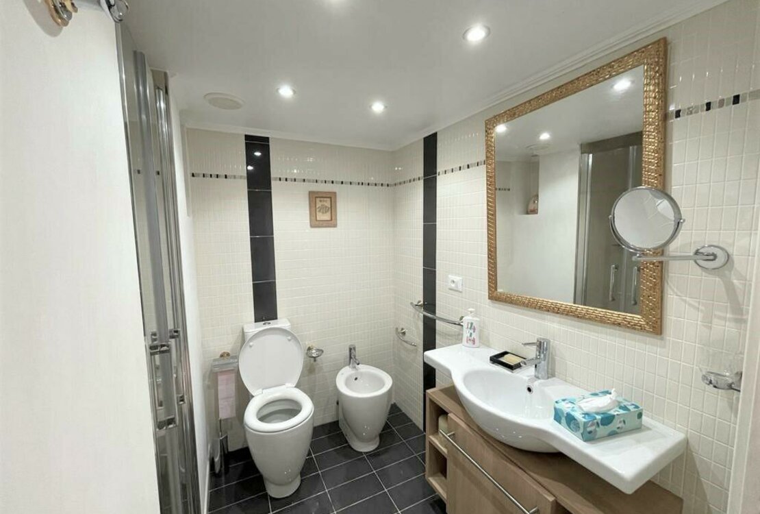 ROQUEBRUNE CAP MARTIN | SEA VIEW| 4 ROOMS WITH TERRACE, GARDEN AND PRIVATE POOL