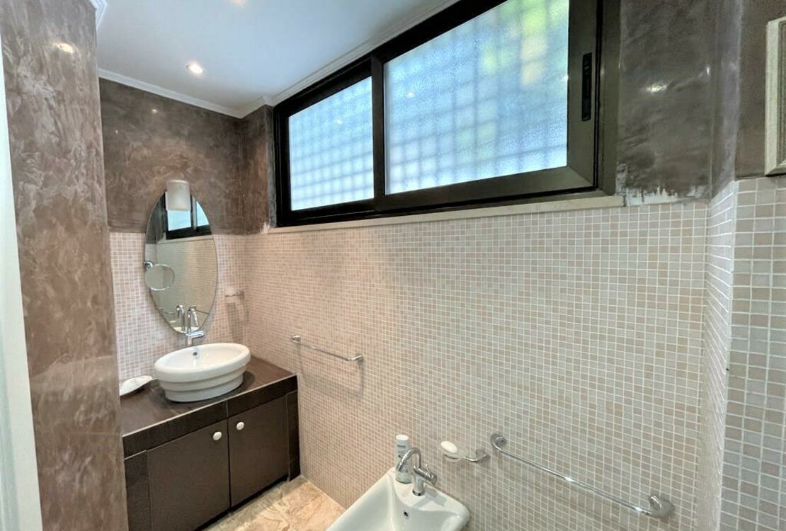 ROQUEBRUNE CAP MARTIN | SEA VIEW| 4 ROOMS WITH TERRACE, GARDEN AND PRIVATE POOL