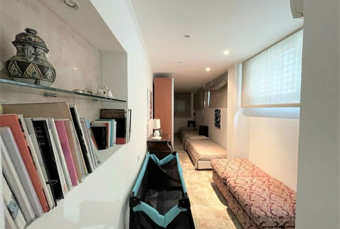 ROQUEBRUNE CAP MARTIN | SEA VIEW| 4 ROOMS WITH TERRACE, GARDEN AND PRIVATE POOL