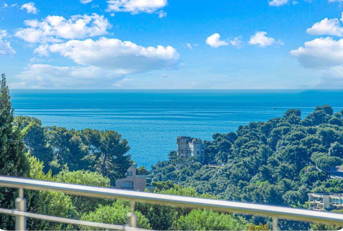 Exceptional villa 5 minutes from Monaco